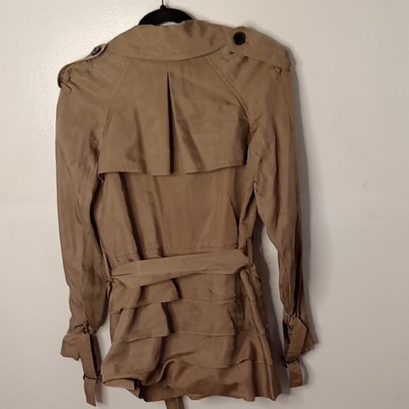 Club Monaco Women's Size S/P Harper Tan Trench Coat. Classic - Picture 7 of 10